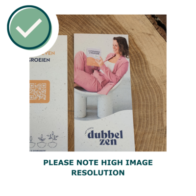 Growing paper card with a high resolution picture